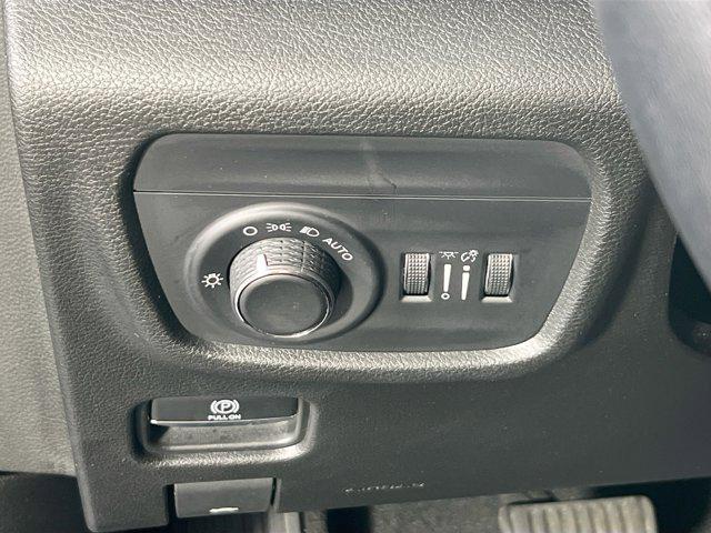 used 2022 Jeep Grand Cherokee car, priced at $35,565