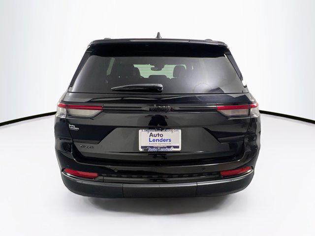 used 2022 Jeep Grand Cherokee car, priced at $35,565