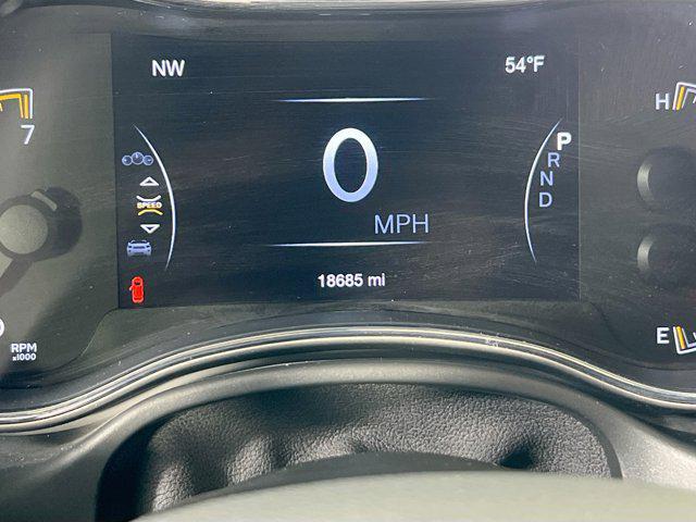 used 2022 Jeep Grand Cherokee car, priced at $29,993