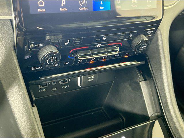 used 2023 Jeep Grand Cherokee car, priced at $34,996