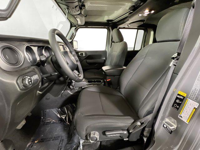 used 2022 Jeep Gladiator car, priced at $33,737