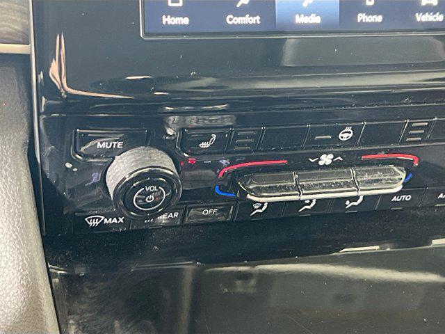 used 2021 Jeep Grand Cherokee L car, priced at $28,613