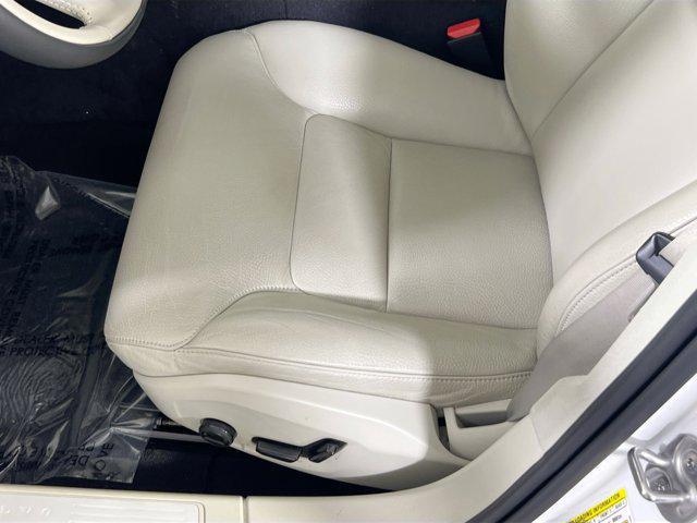used 2023 Volvo S60 car, priced at $32,040