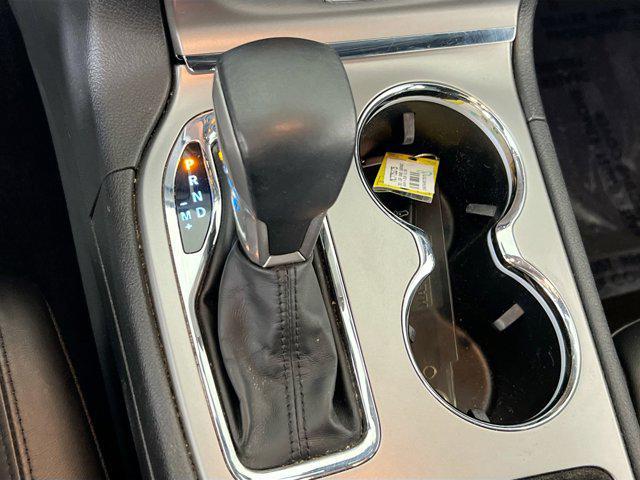 used 2021 Jeep Grand Cherokee car, priced at $28,134