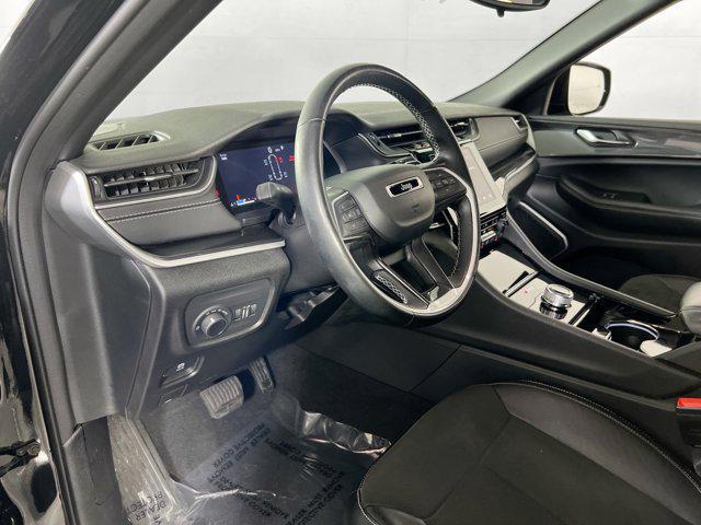 used 2022 Jeep Grand Cherokee car, priced at $33,893
