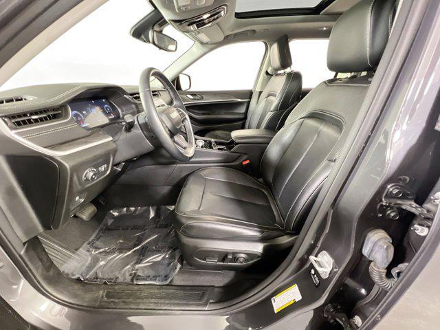 used 2022 Jeep Grand Cherokee car, priced at $31,685