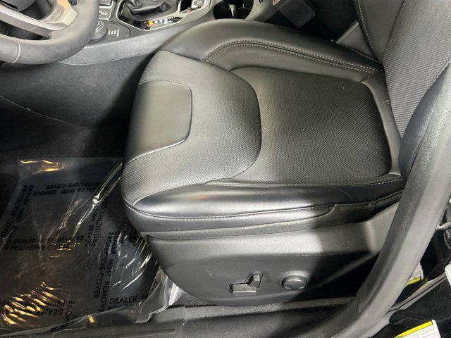 used 2022 Jeep Cherokee car, priced at $26,245
