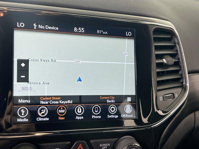 used 2022 Jeep Grand Cherokee car, priced at $25,871