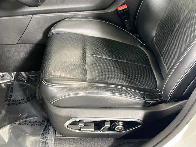 used 2022 Jeep Grand Cherokee car, priced at $37,010