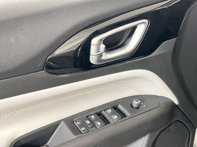 used 2022 Jeep Compass car, priced at $25,156