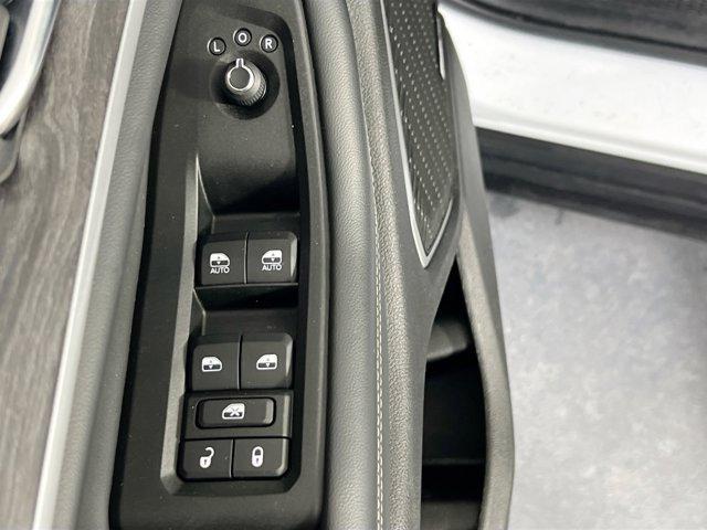 used 2021 Jeep Grand Cherokee L car, priced at $29,105