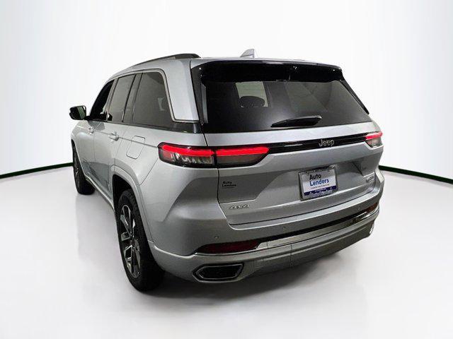 used 2022 Jeep Grand Cherokee car, priced at $35,193