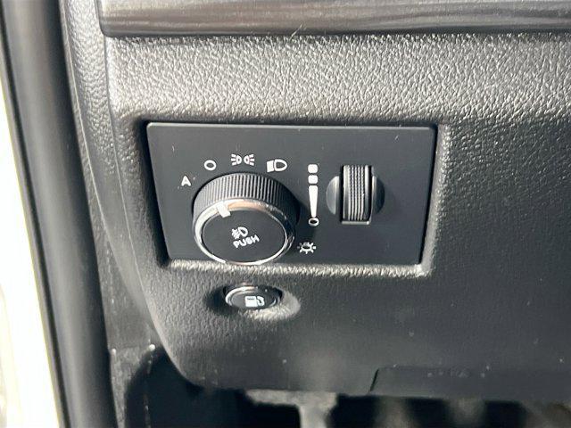 used 2022 Jeep Grand Cherokee car, priced at $24,021