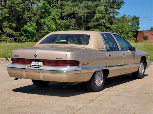 used 1994 Buick Roadmaster car, priced at $15,000