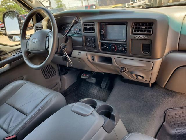 used 2003 Ford Excursion car, priced at $25,000