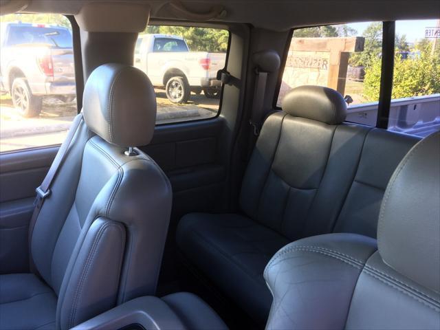 used 2004 GMC Sierra 2500 car, priced at $30,000