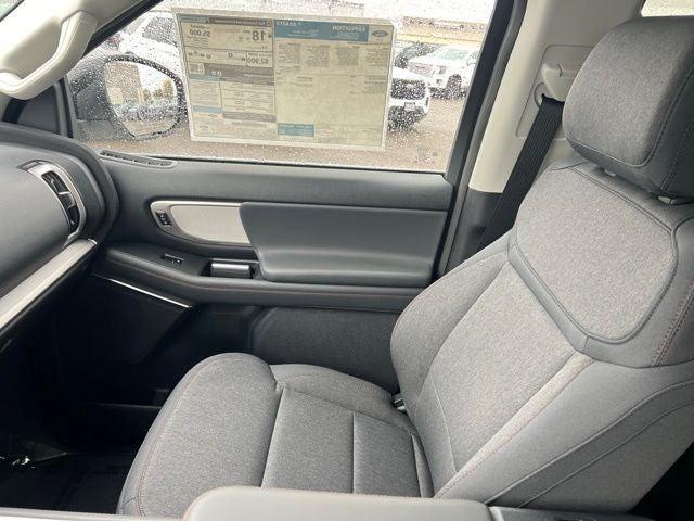 new 2025 Ford Expedition car, priced at $68,735