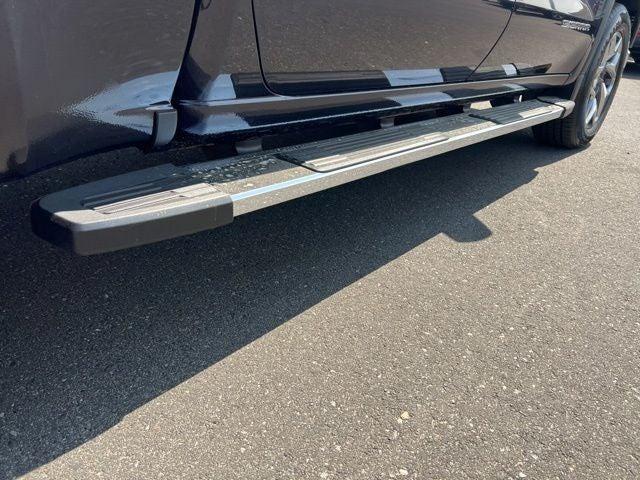 used 2023 GMC Sierra 1500 car, priced at $40,894