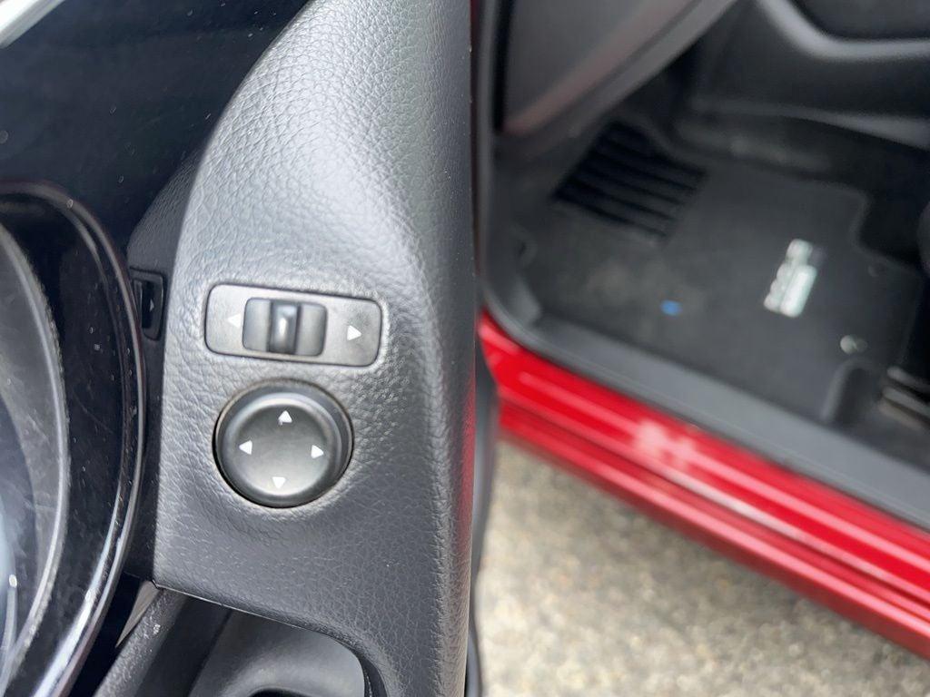 used 2018 Nissan Rogue Sport car