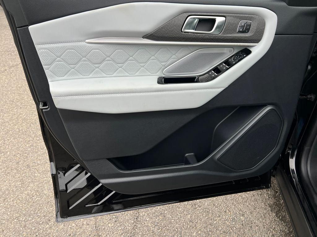 new 2025 Ford Explorer car, priced at $59,045