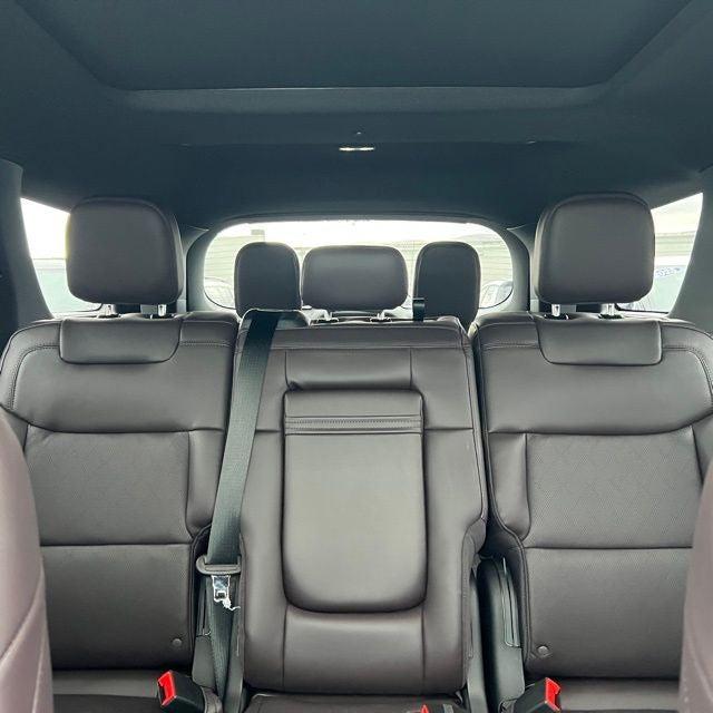 new 2025 Ford Explorer car, priced at $52,987