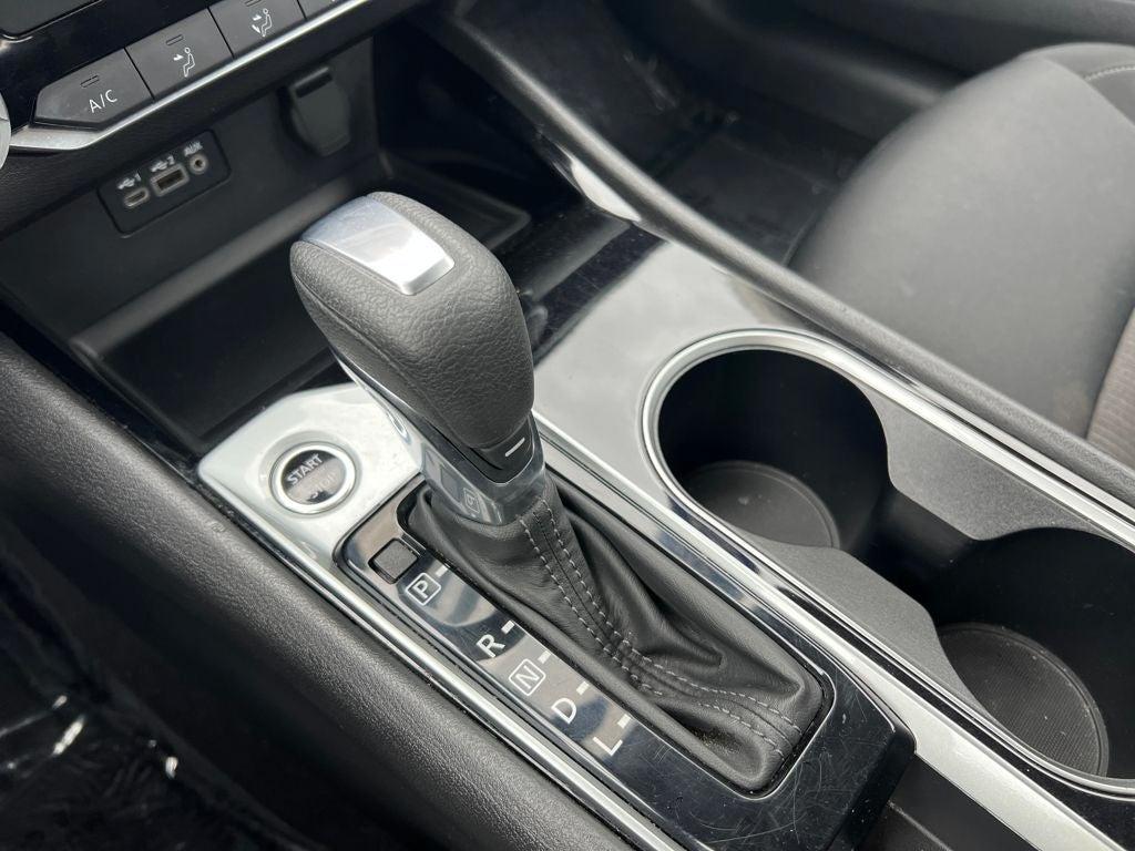used 2024 Nissan Altima car, priced at $20,977