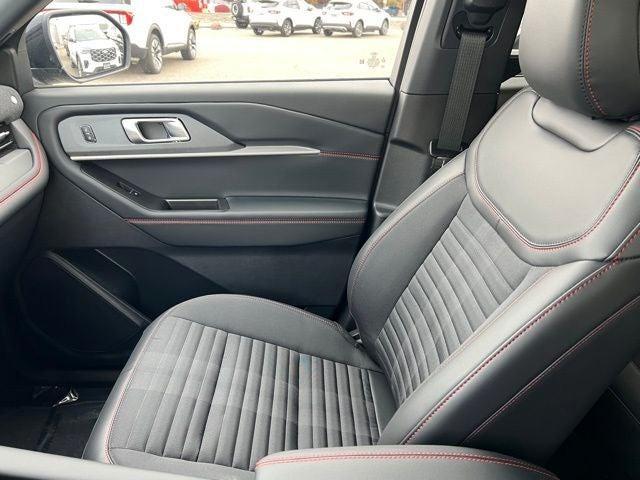 new 2025 Ford Explorer car, priced at $48,920