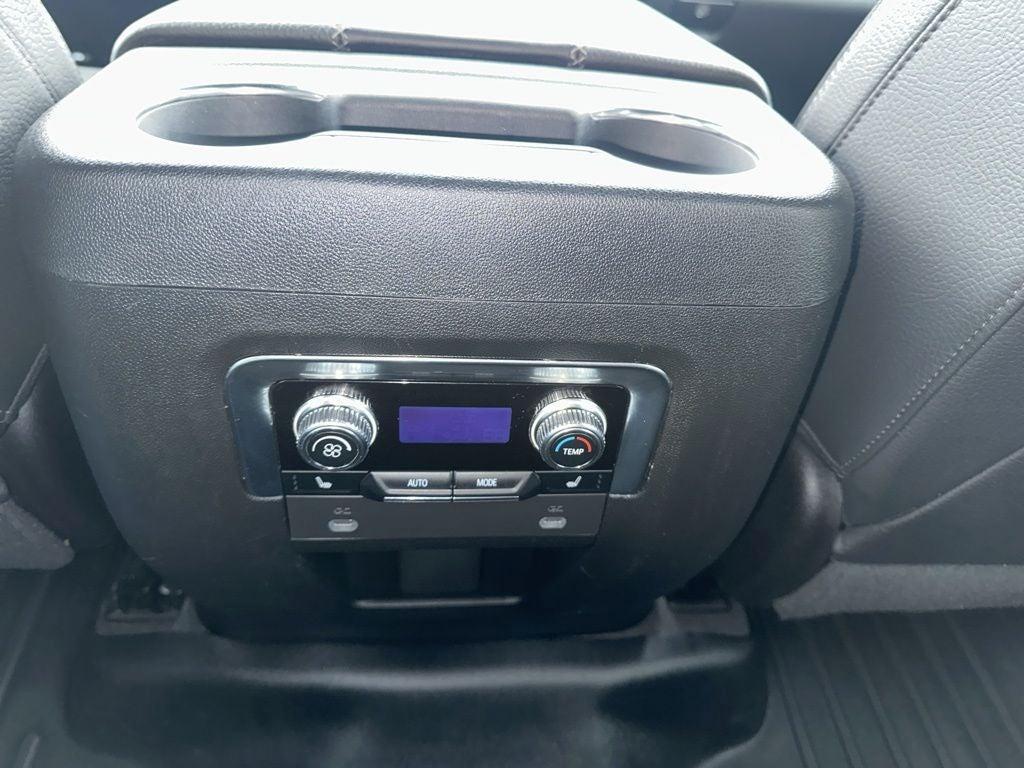 used 2022 GMC Yukon XL car, priced at $58,377