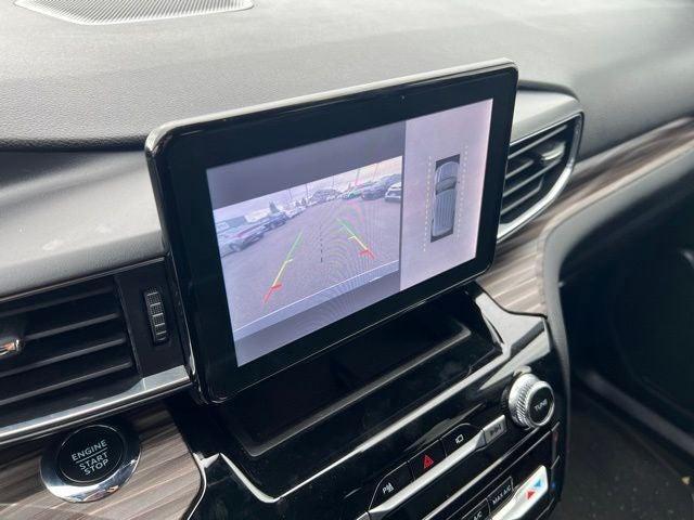 used 2023 Ford Explorer car, priced at $30,987