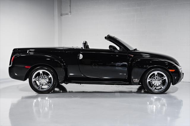 used 2005 Chevrolet SSR car, priced at $26,800