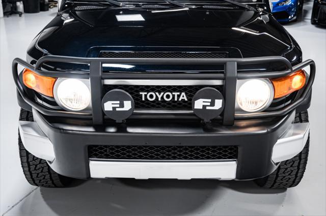 used 2008 Toyota FJ Cruiser car, priced at $19,800