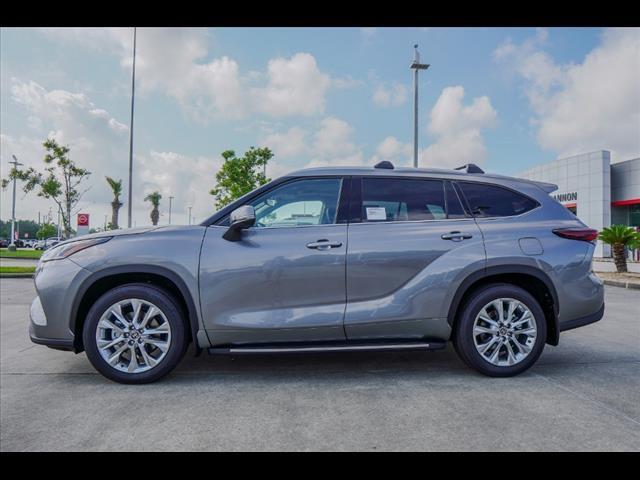 new 2025 Toyota Highlander car, priced at $52,340