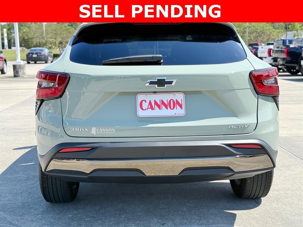 used 2025 Chevrolet Trax car, priced at $25,436