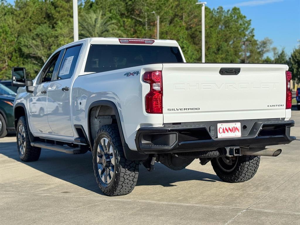 used 2022 Chevrolet Silverado 2500 car, priced at $41,137
