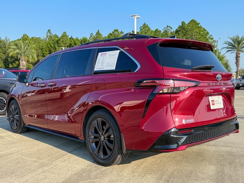 used 2022 Toyota Sienna car, priced at $38,869