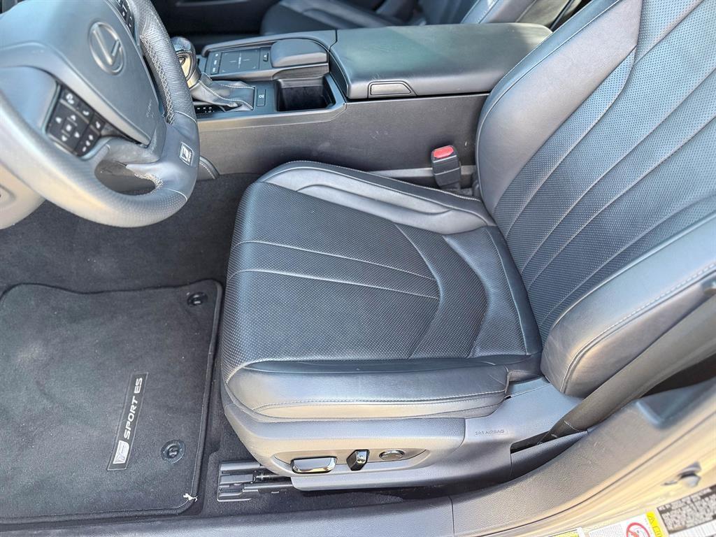 used 2019 Lexus ES 350 car, priced at $25,463