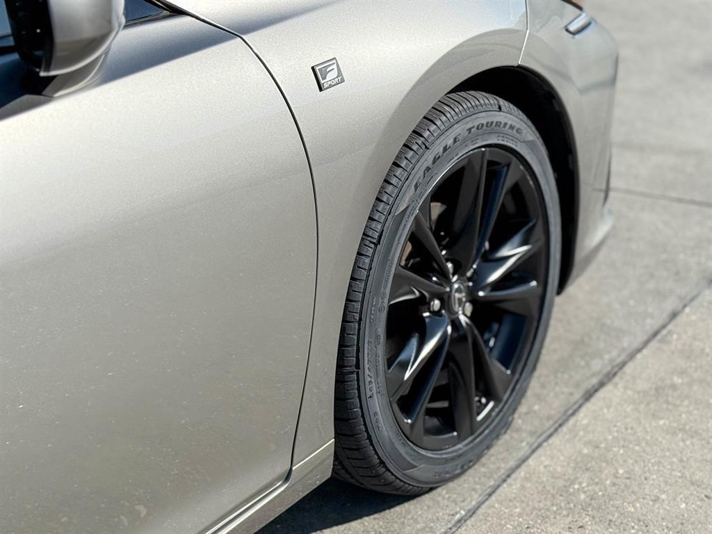 used 2019 Lexus ES 350 car, priced at $25,463