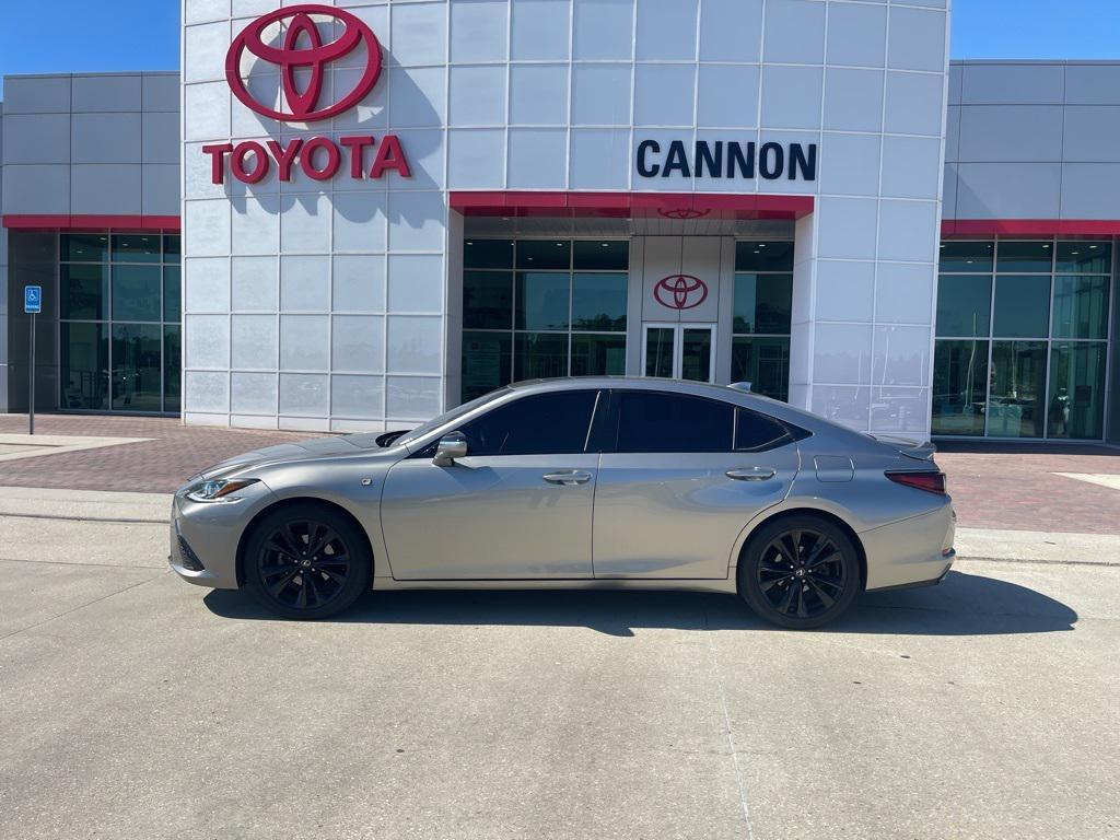 used 2019 Lexus ES 350 car, priced at $26,197