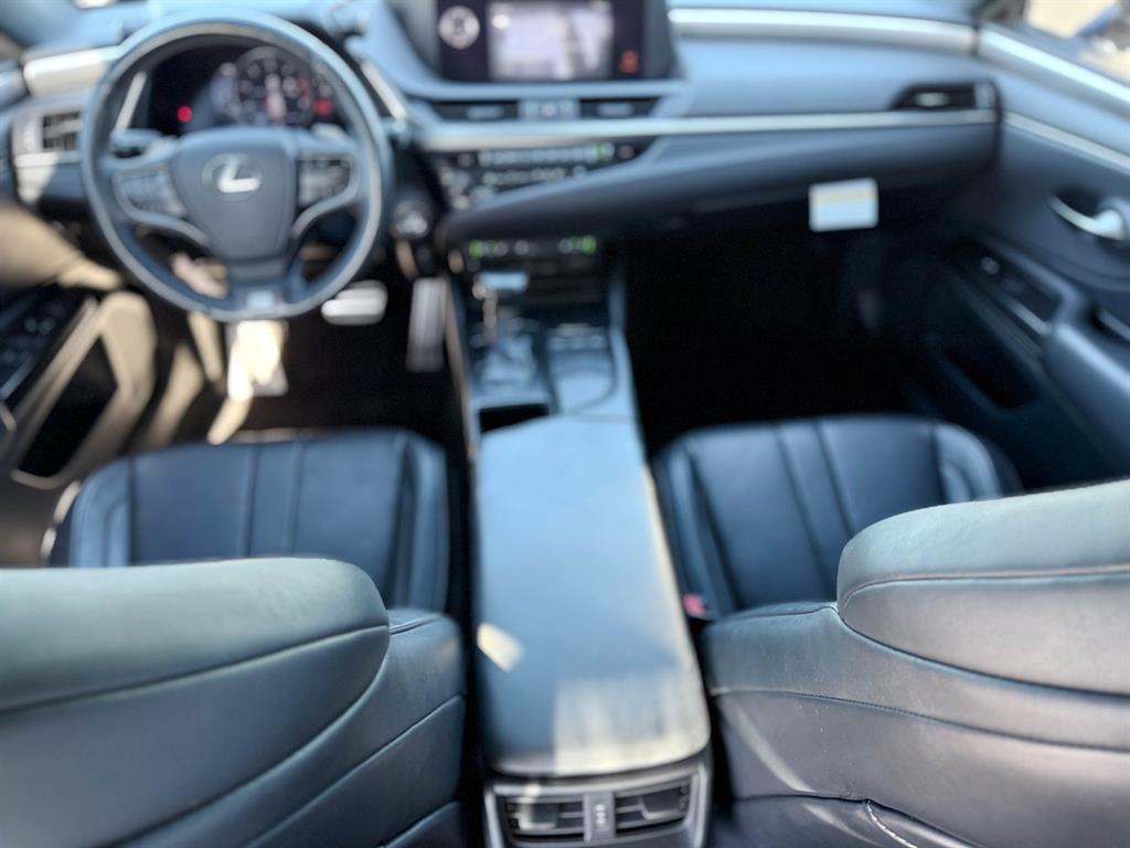 used 2019 Lexus ES 350 car, priced at $25,463