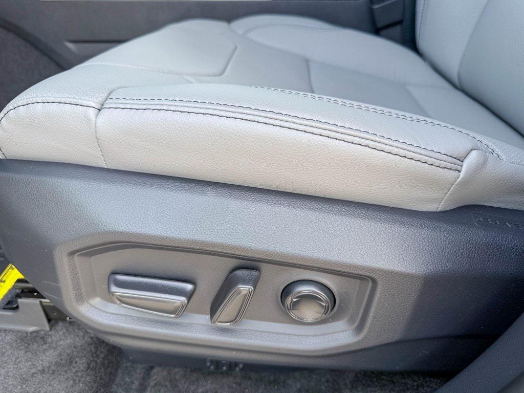 new 2026 Toyota Tundra Hybrid car, priced at $70,079