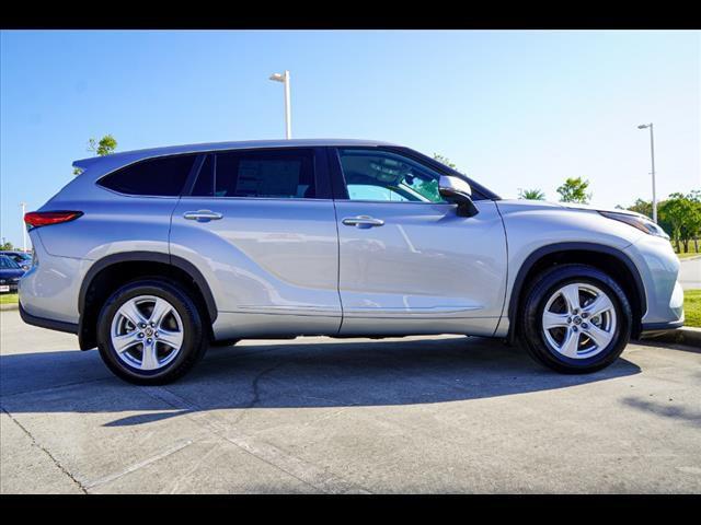 used 2023 Toyota Highlander Hybrid car, priced at $37,990
