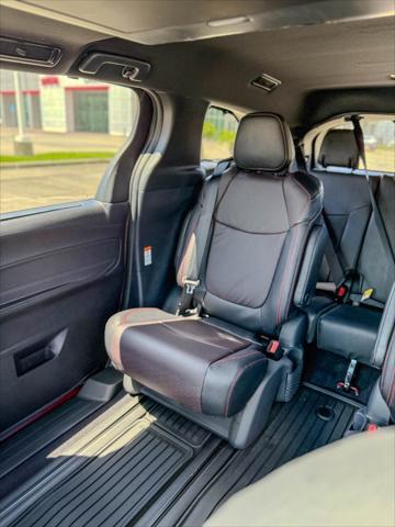 new 2025 Toyota Sienna car, priced at $56,622