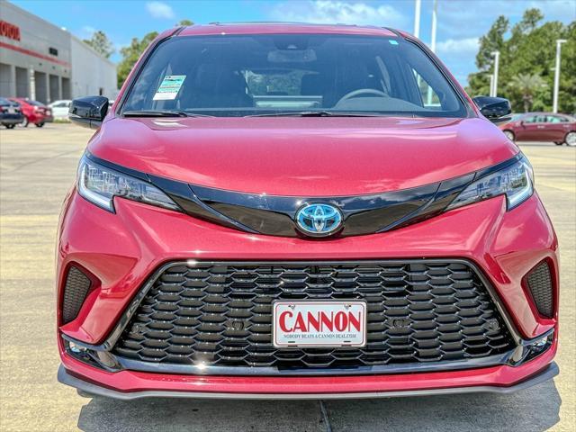 new 2025 Toyota Sienna car, priced at $56,622