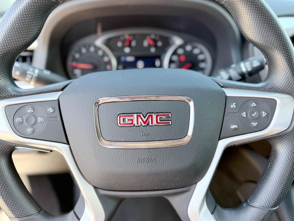 used 2023 GMC Acadia car, priced at $29,713
