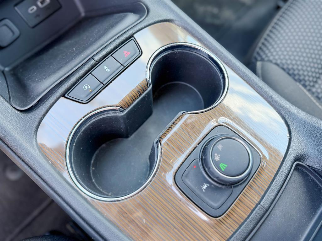 used 2023 GMC Acadia car, priced at $29,713