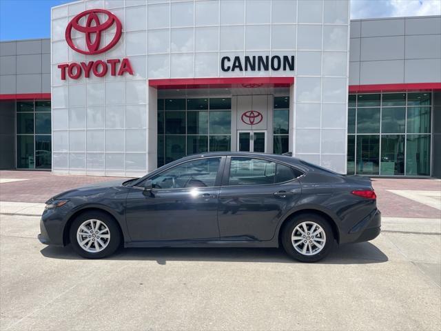 used 2025 Toyota Camry car, priced at $28,285