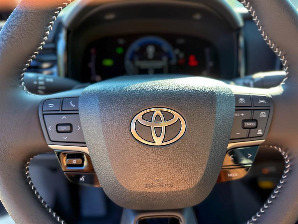 new 2025 Toyota Camry car, priced at $35,250