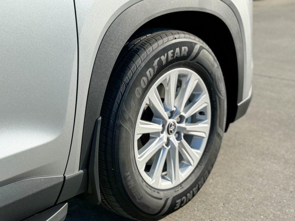 new 2025 Toyota Grand Highlander car, priced at $49,574