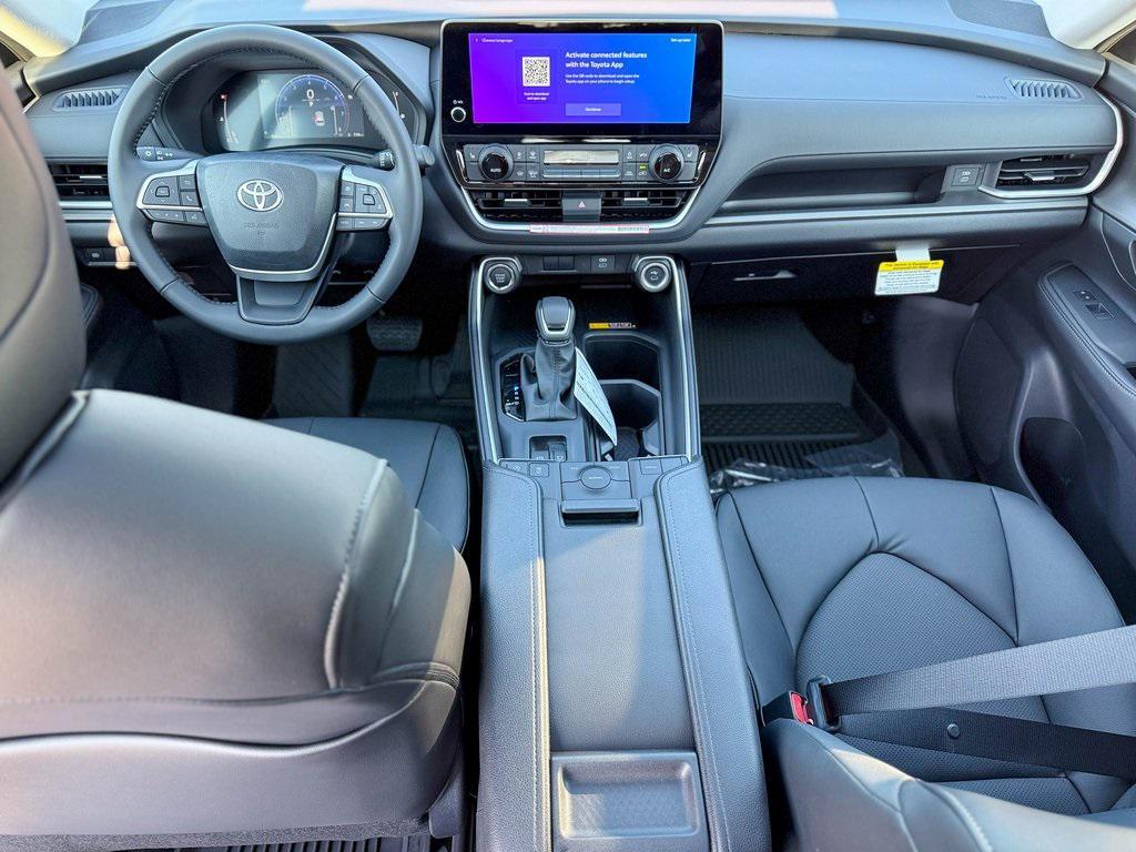 new 2025 Toyota Grand Highlander car, priced at $49,574