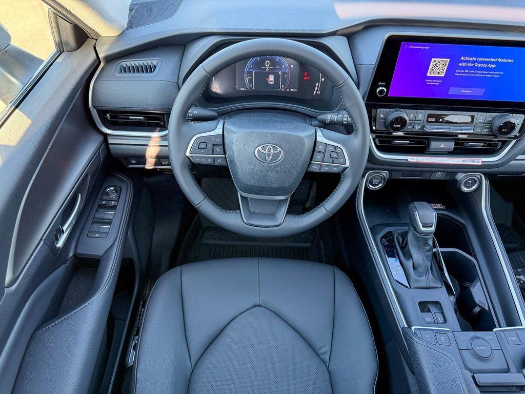 new 2025 Toyota Grand Highlander car, priced at $49,574